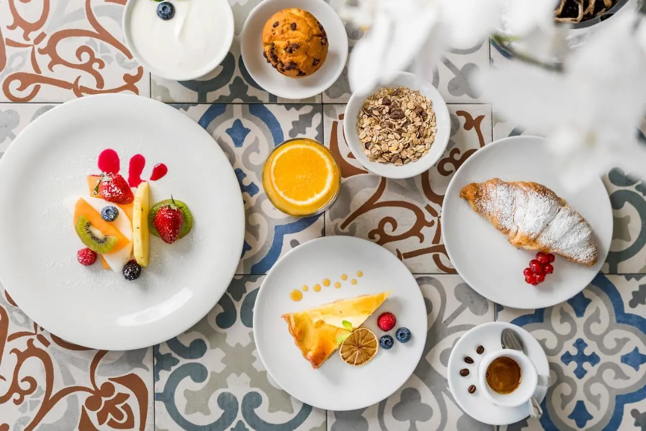 Luxor Beach Boutique Hotel カットーリカ