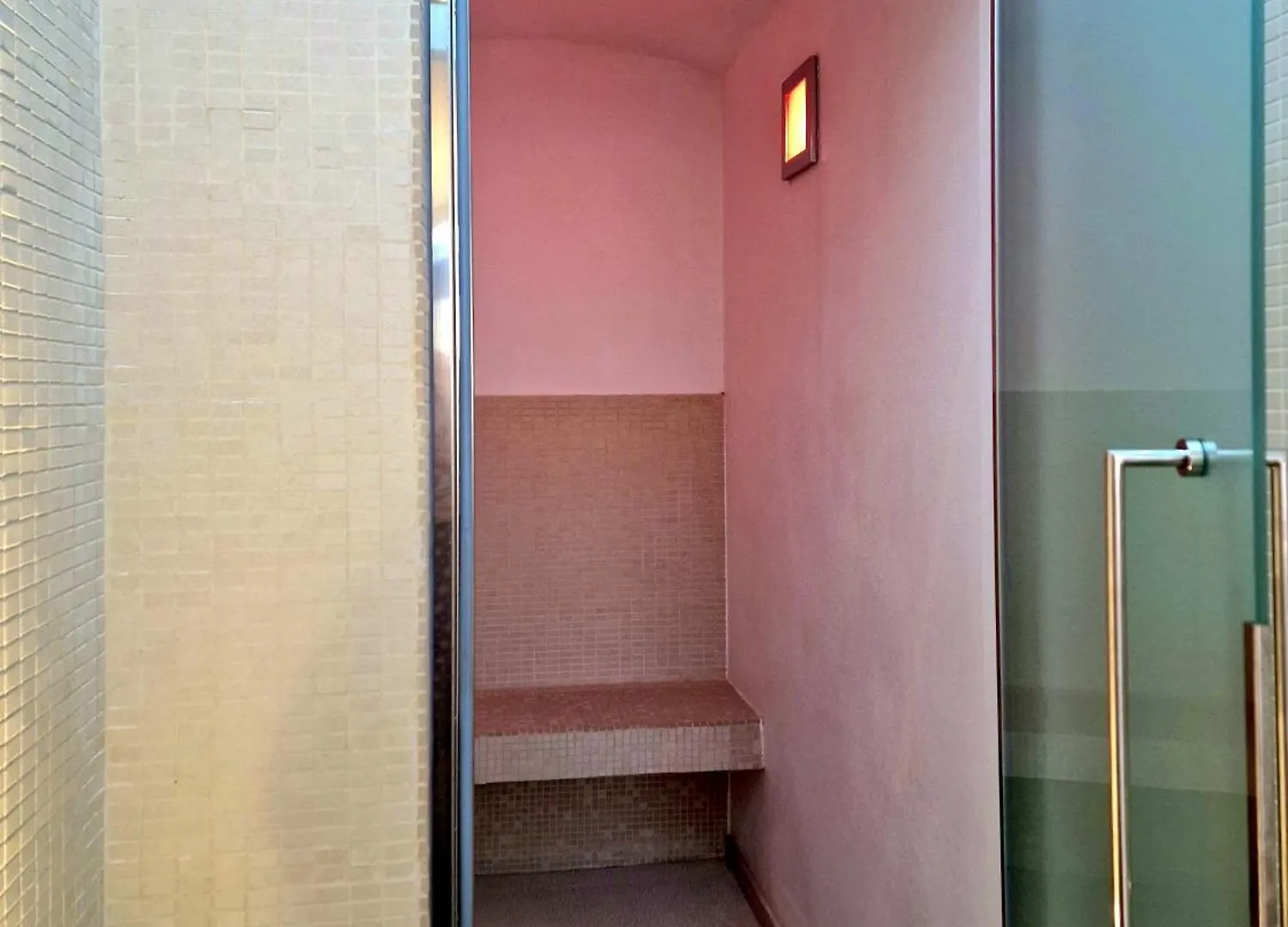 Luxor Beach Boutique Hotel Cattolica