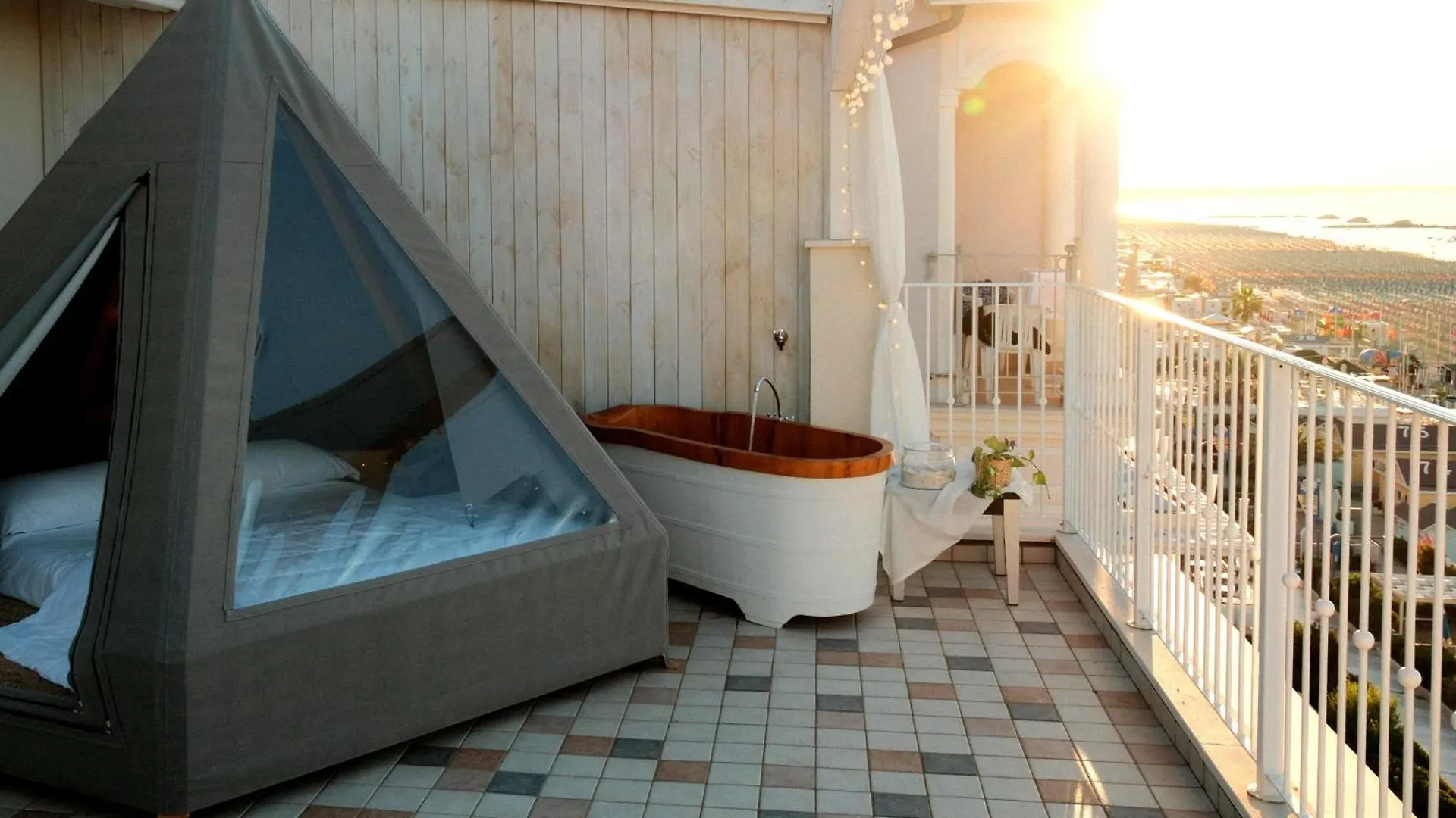Luxor Beach Boutique Hotel Cattolica